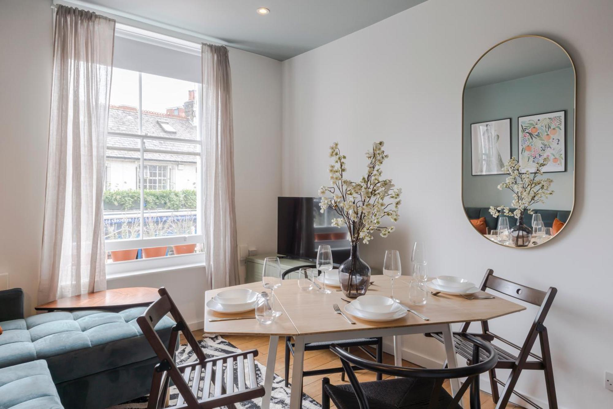 Bijou Flat On Broadway Market London Exterior photo